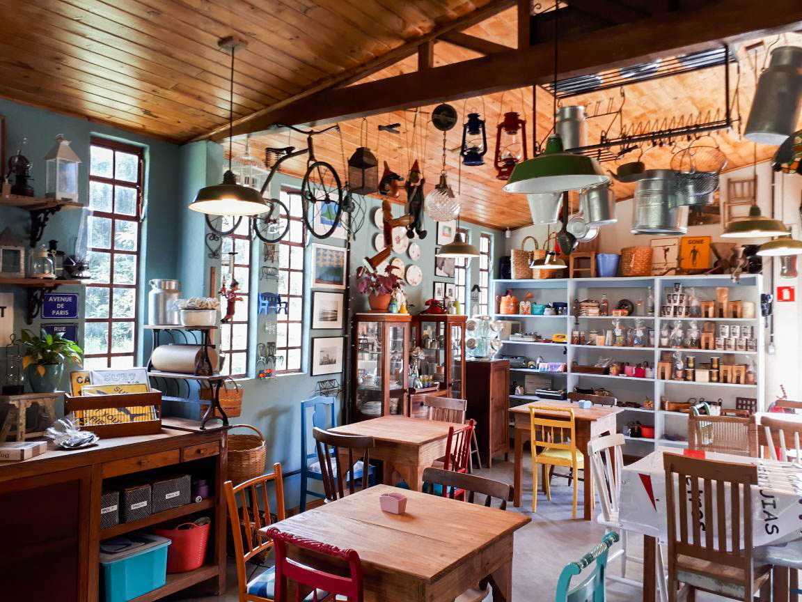 O Armazém Café e Relíquias