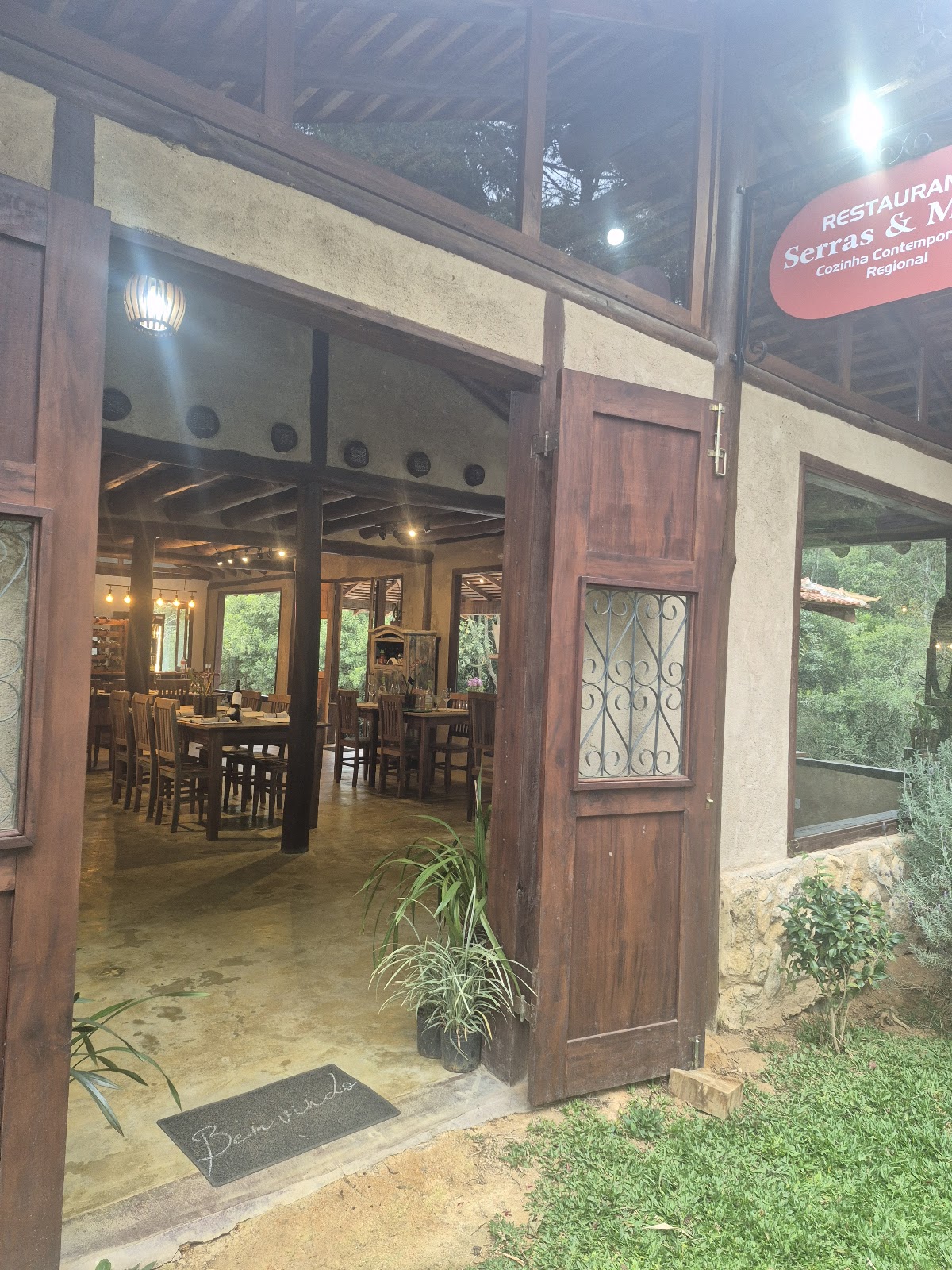 Serras e Mares Restaurante