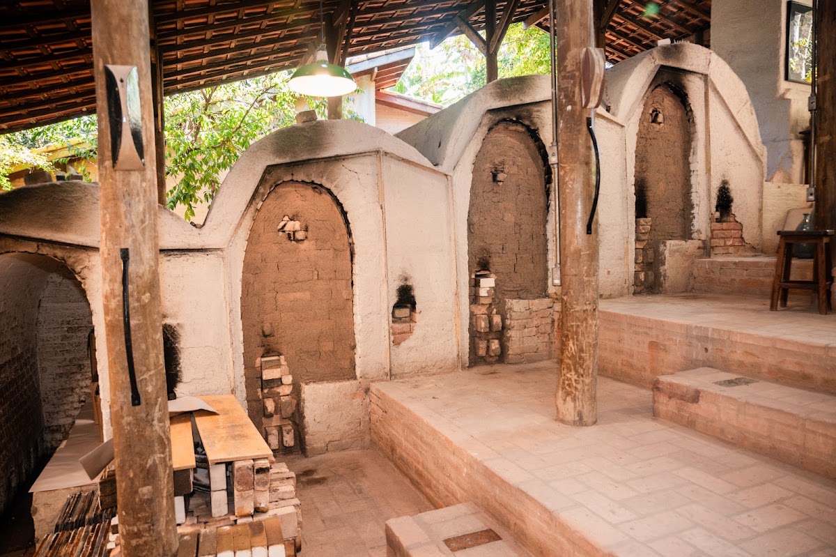 Ateliê de Cerâmica Suenaga & Jardineiro